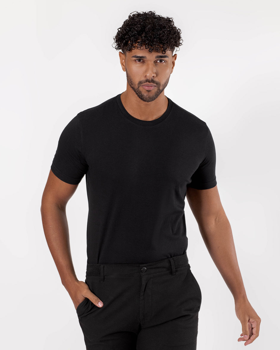 Camiseta em Algodão Ceramic Gola C - Preta